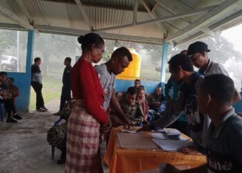 Centru Comunidade Covalima ho HMI selu osan ba to'os nain sira iha Sede Suku Lalawa Postu Administrativu Tilomar.Kuarta (29/06).Foto Afry