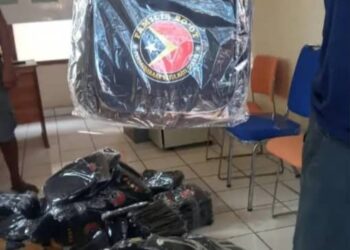 Pólisia Unidade Fronteira UPF Prende Atributu Arte Marsiaiais PHST iha Fronteira iha Postu Integradu Salele. Foto Suplay