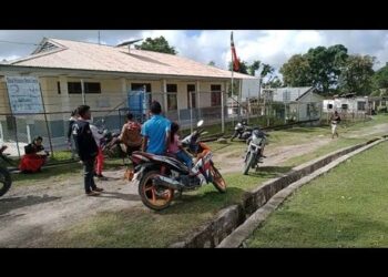 Doútor Sira La Tama Servisu, Komunidade Maukatar Loris Moras Fila Ba Uma