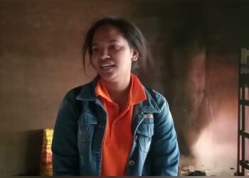 Ahi Han Mutuk Parteira Ida Nia Sasan Iha Postu Saúde Fatululik.